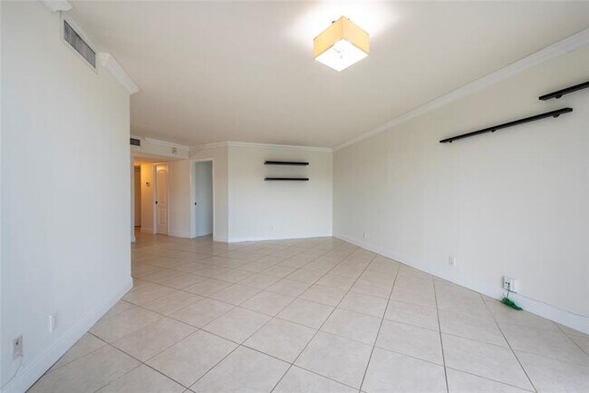 Building Photo - 10401 W Broward Blvd