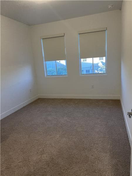 Building Photo - 162 SW 179th Ave