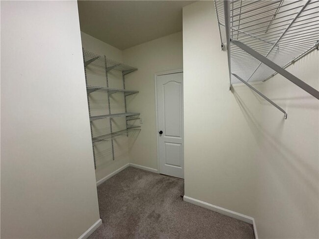 Building Photo - 5055 Hastings Terrace