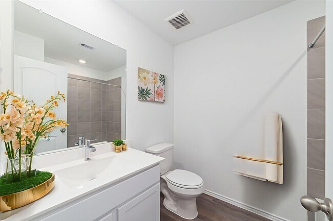 Building Photo - 6007 Bella Breeze Dr