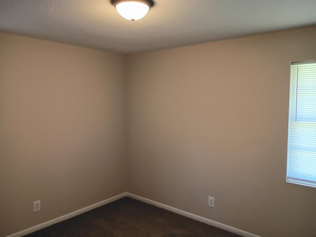 Building Photo - 3410 Arden Ct