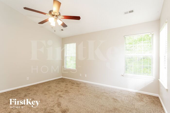 Building Photo - 6928 Neuhoff Ln