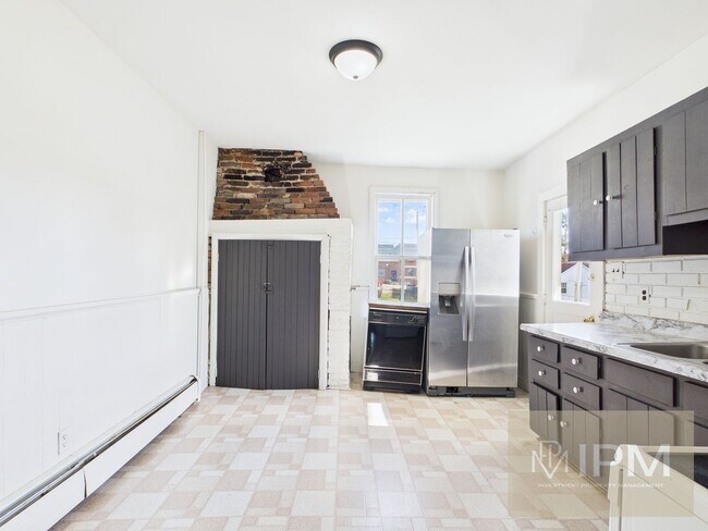 Building Photo - Cozy 3 Bedroom, 1 Bath Home in Spring Grov...