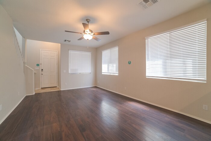 Building Photo - 4210 S Mariposa Dr
