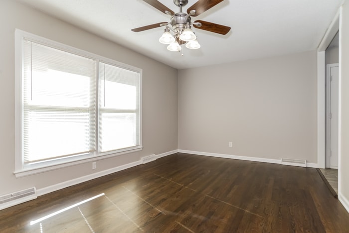 Building Photo - 13144 Ashland Ave