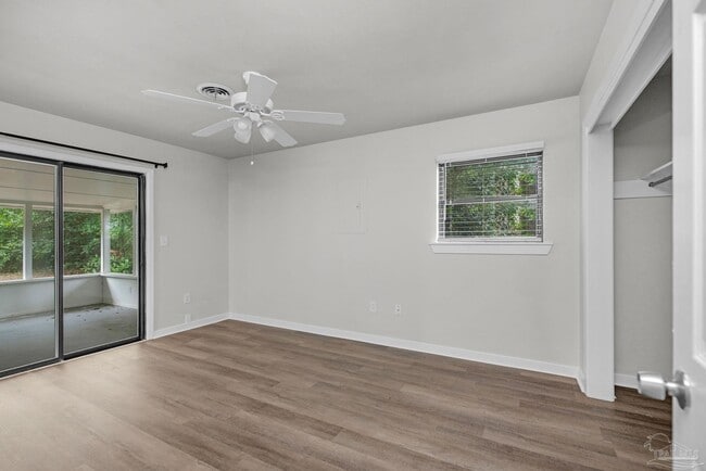 Building Photo - 3760 Bayou Blvd