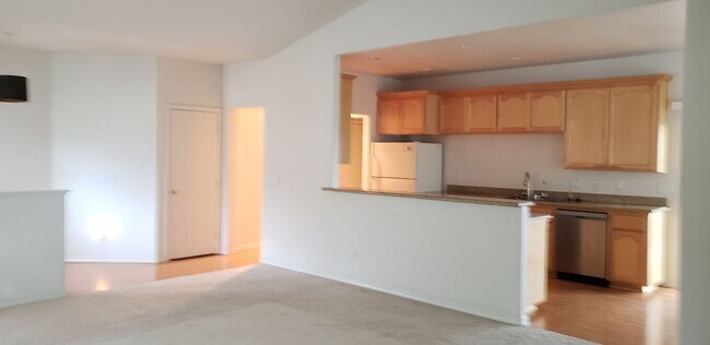 Building Photo - 18371deerhillroad.is4lease.com