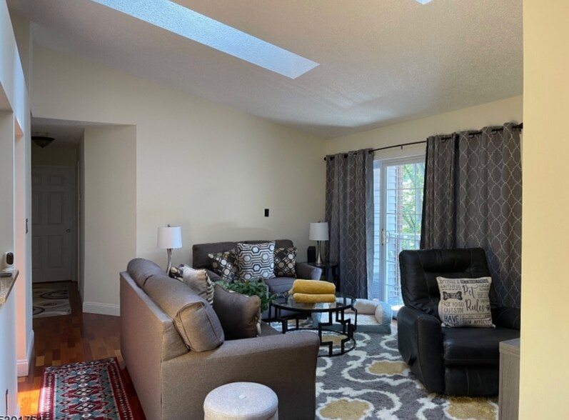 Building Photo - 1713 Breckenridge Dr