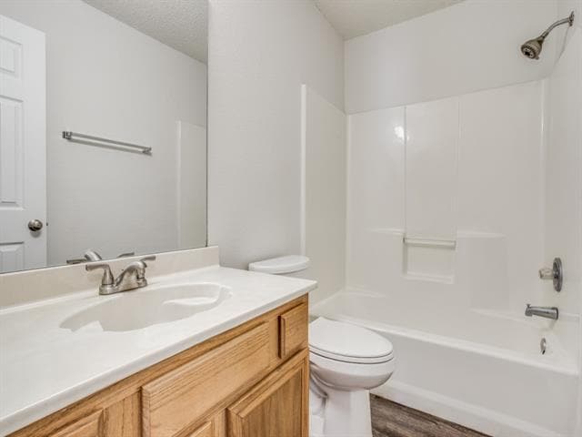 Building Photo - 2097 Quarter Horse Ln