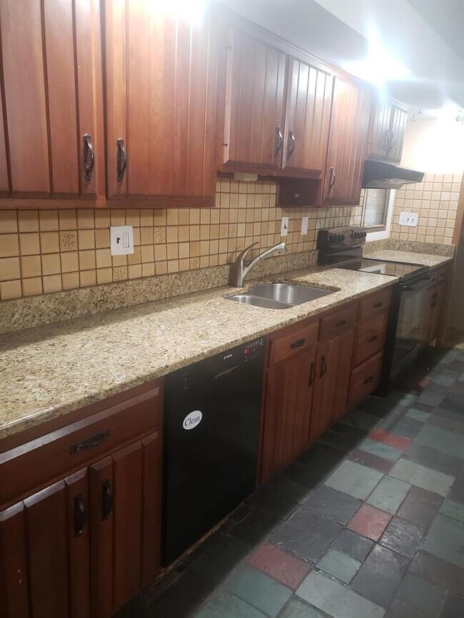 Building Photo - 718 Winchester Road, Broomall, PA, 19008