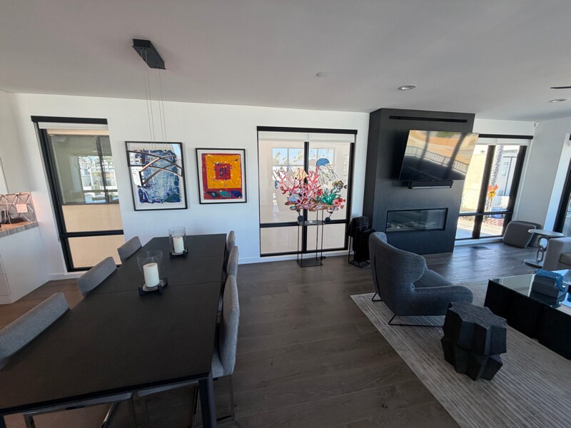 Building Photo - 116 W Channel Islands Blvd