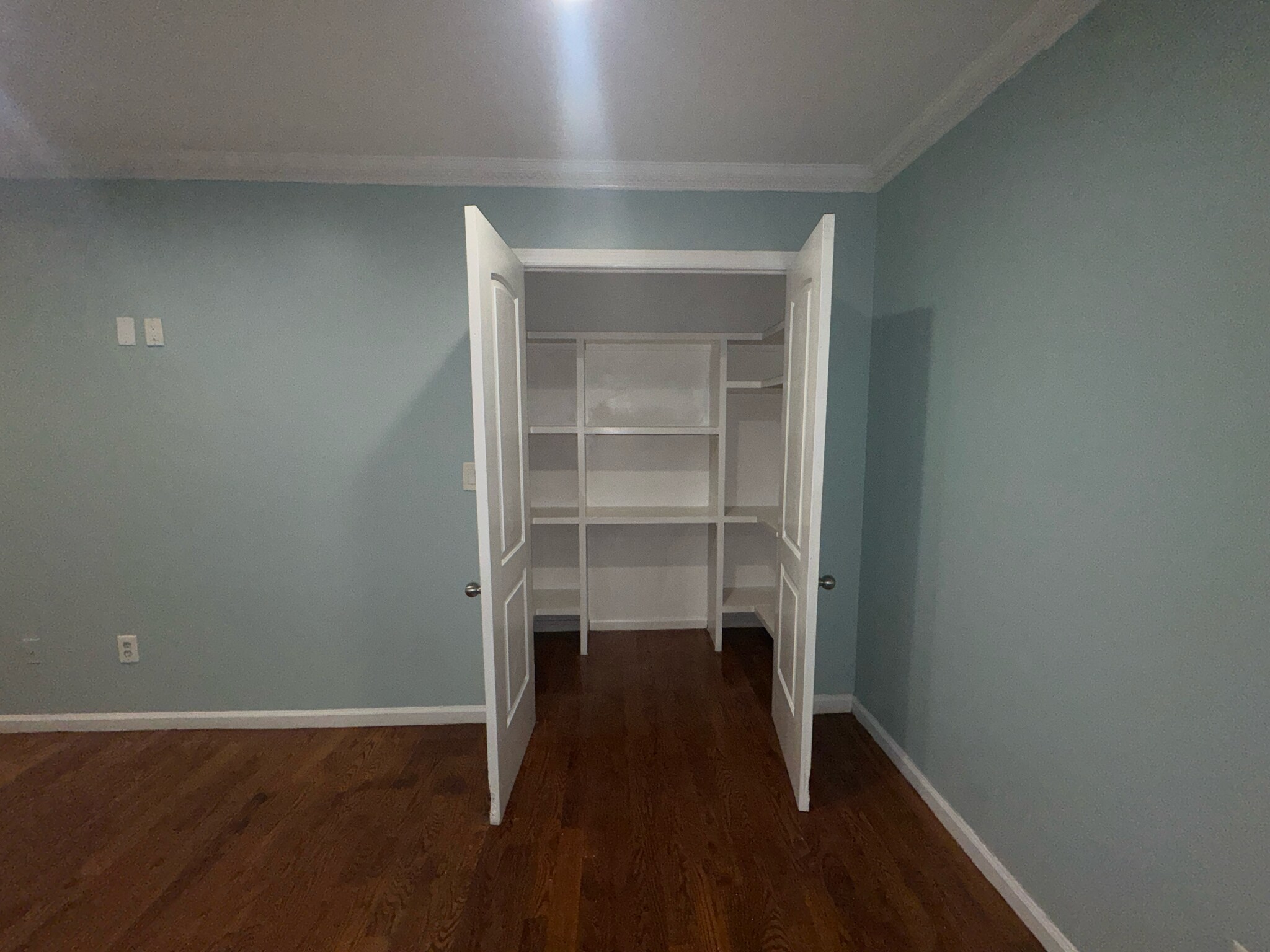 Building Photo - 83 Whittier Dr