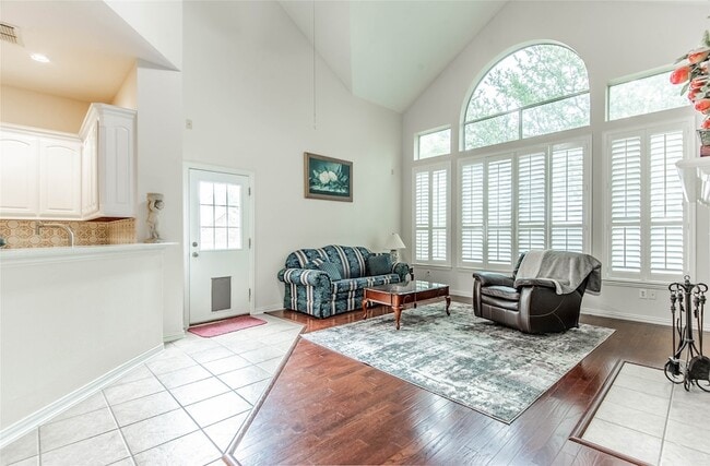 Building Photo - 3920 Autumn Ln