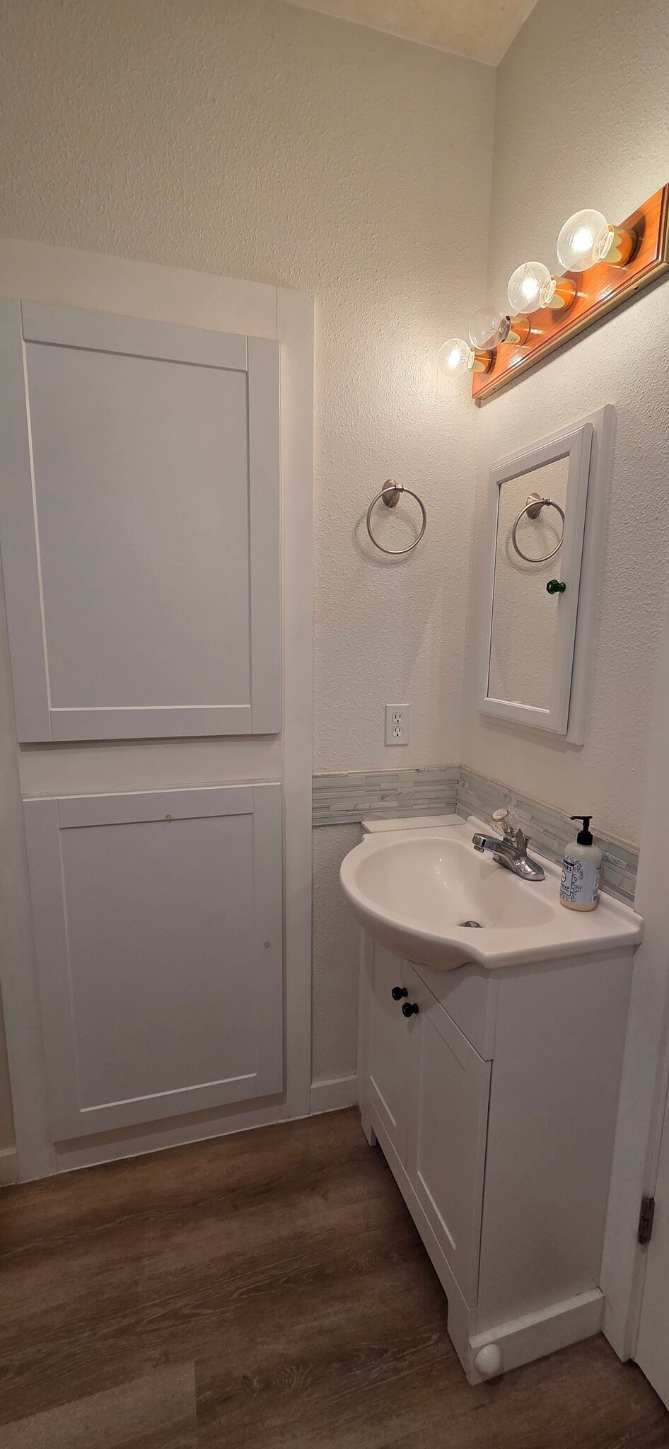 Bathroom - 301 Walnut Ln