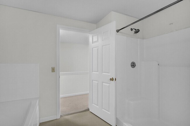 Building Photo - 30 Caspian Way