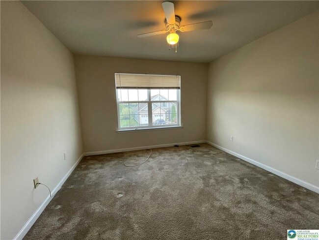 Building Photo - 637 Mulberry Dr