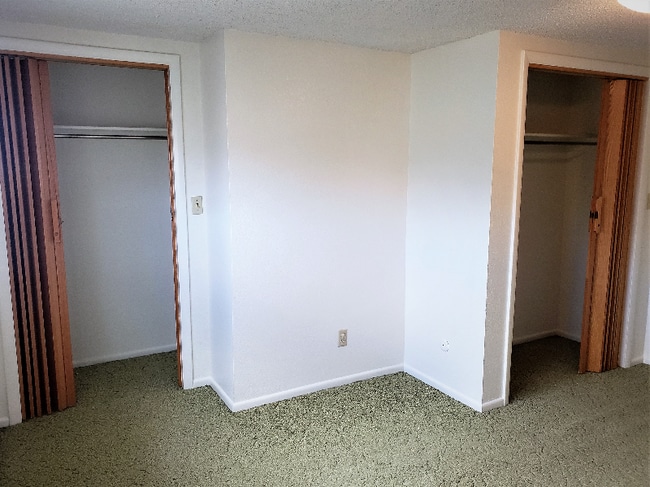 Building Photo - 1321 Walnut St