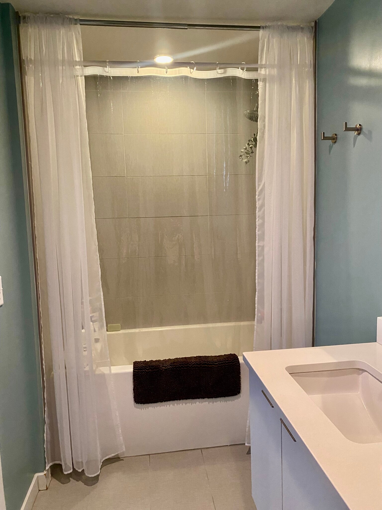 Building Photo - 1300 N Ogden St