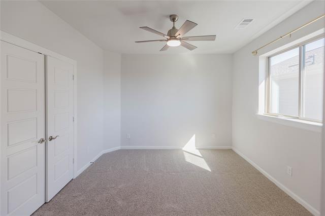 Building Photo - 14441 Balmoral Pl