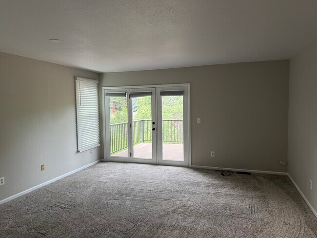 Building Photo - 6258 Powell Rd