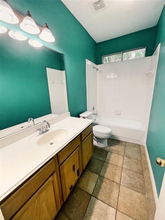 Building Photo - 2059 Carlisle Castle Dr