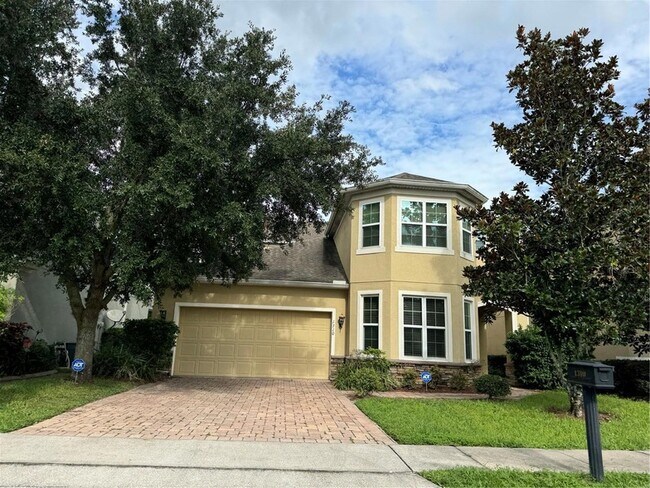 Primary Photo - 1310 Oakcrest Ct