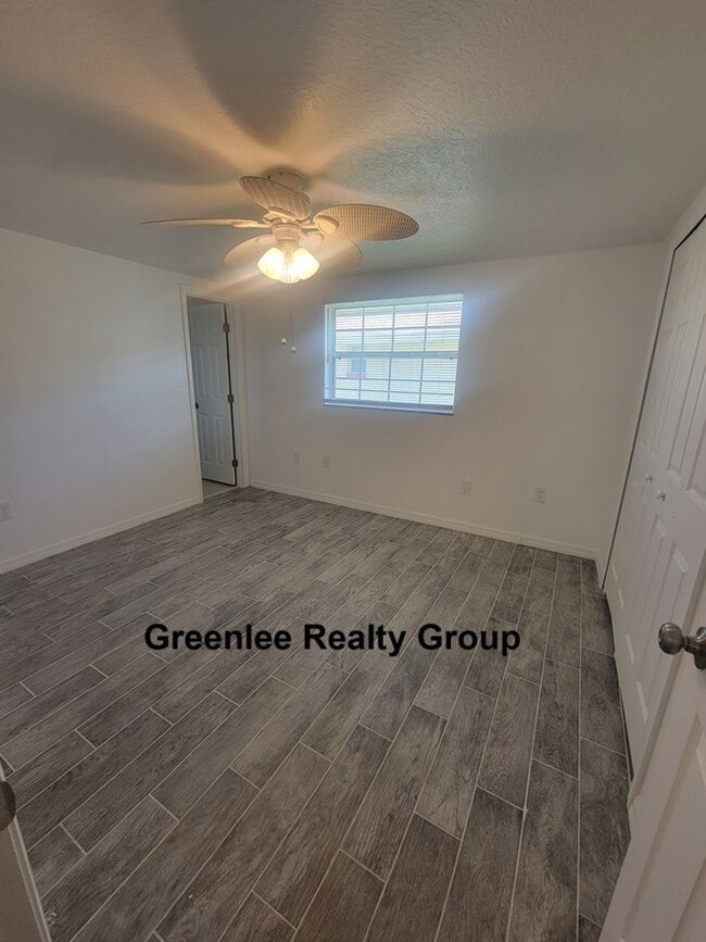 Building Photo - Adorable 2 Bed/2 Bath Villa in the 55+ New...