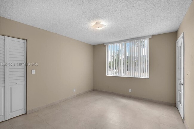 Building Photo - 4015 W McNab Rd