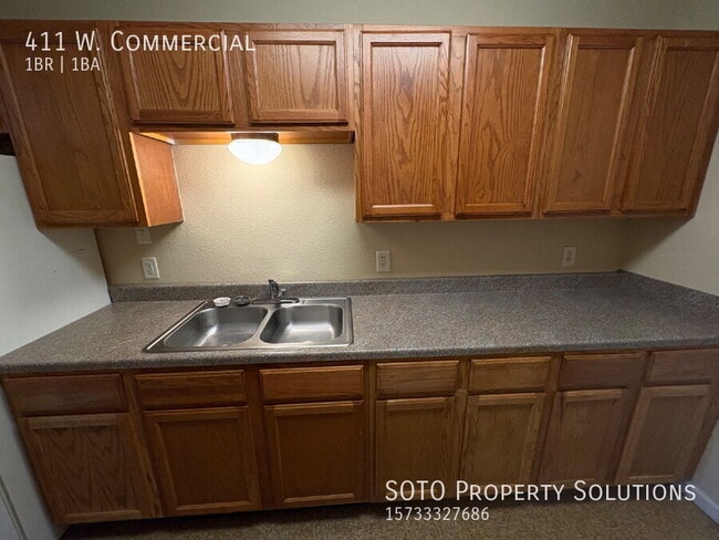 Building Photo - 411 W. Commercial-