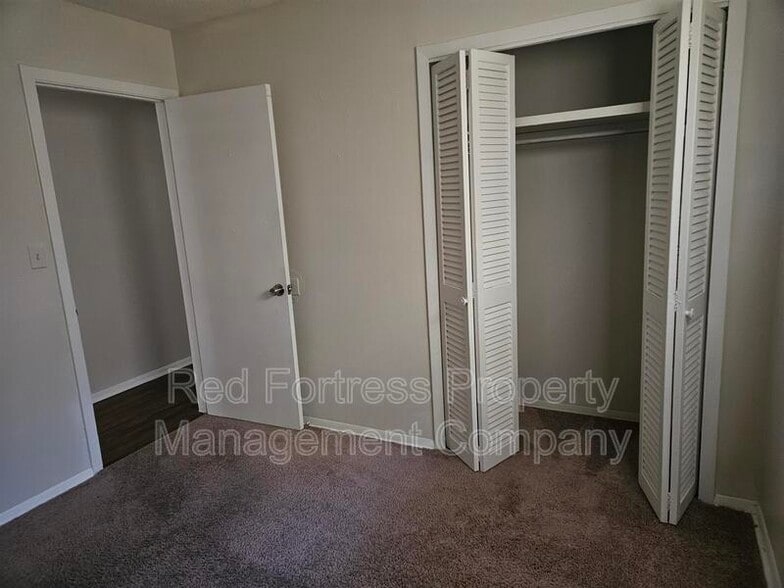 Building Photo - 2354 Willard St