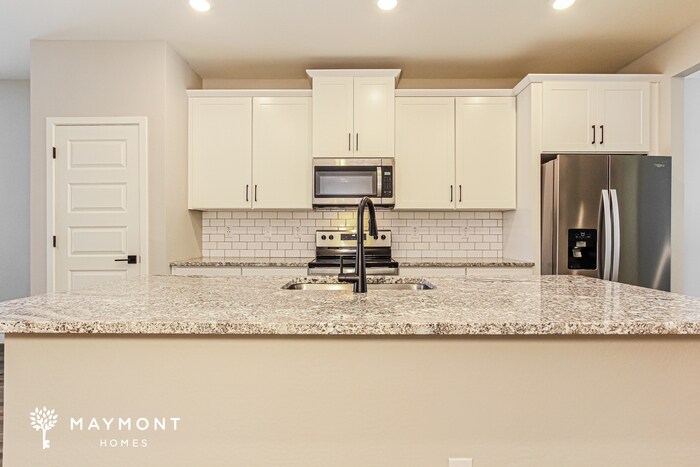 Building Photo - 11482 W Camden Dr