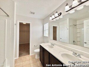 Building Photo - 7211 E Loop 1604 N