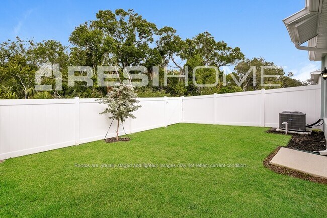 Building Photo - 172 Honeytree Ln