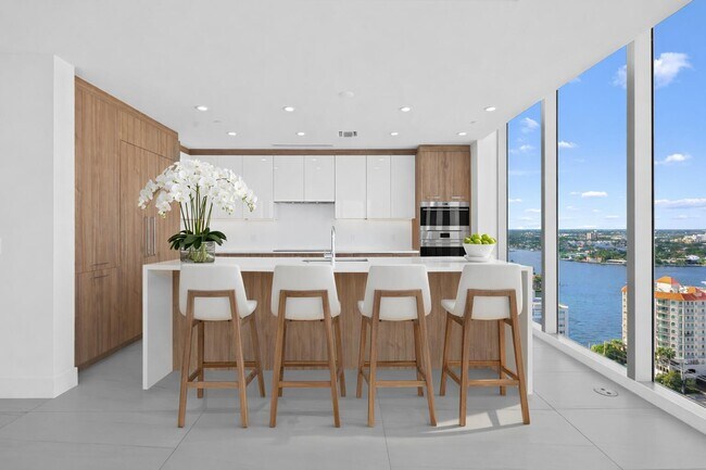 Building Photo - 151 N Seabreeze Blvd