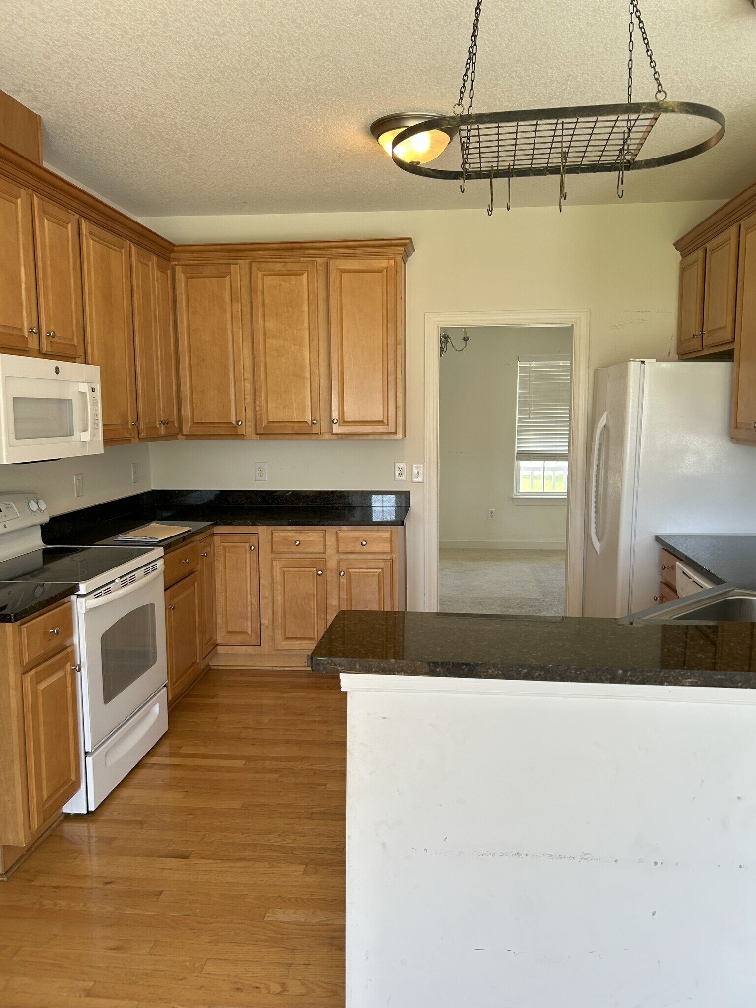 Building Photo - 8491 Ashington Way