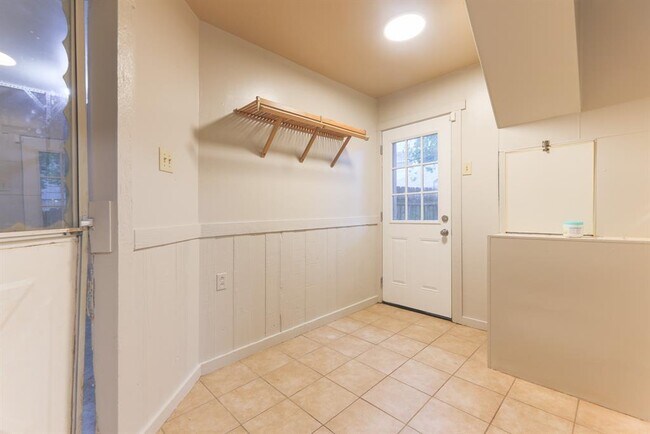 Building Photo - 5215 Kristen Ct