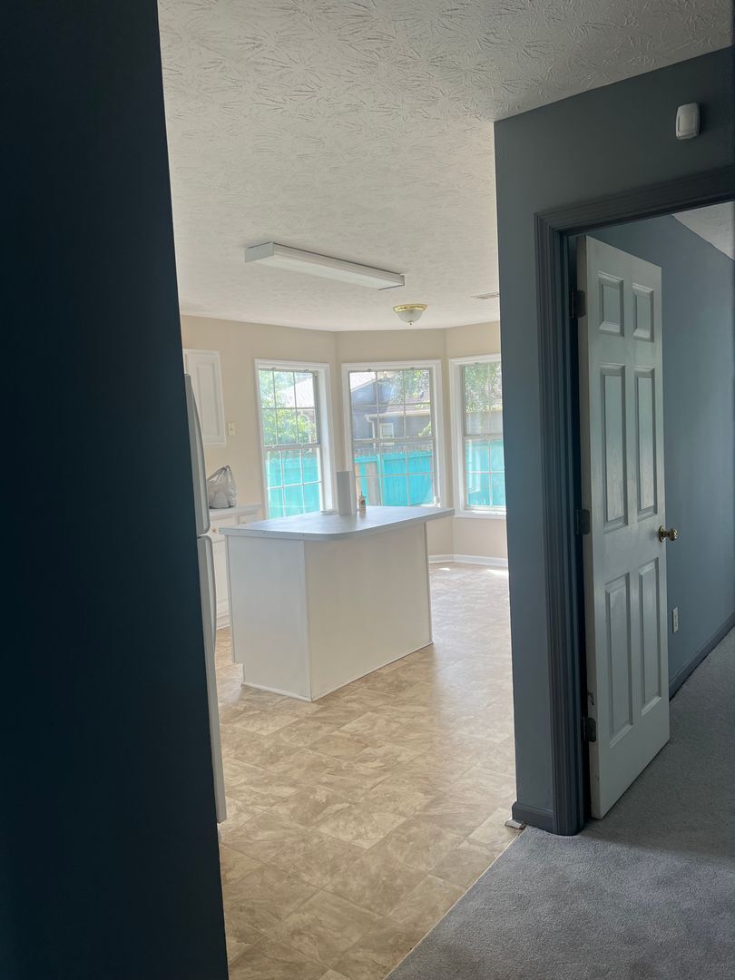 Building Photo - Single Family Home North Dean Area