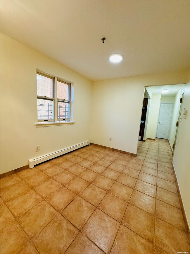 Building Photo - 33-26 Union St