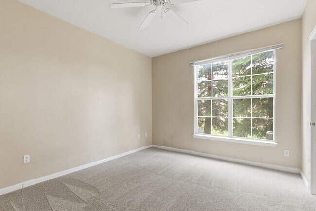 Building Photo - 7438 S Quail Cir