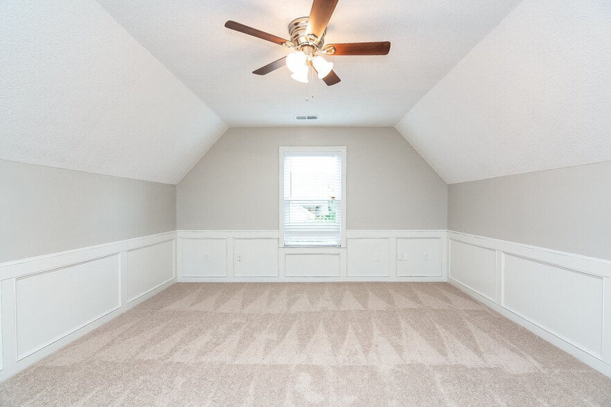 Building Photo - 935 Lycomedes Cove