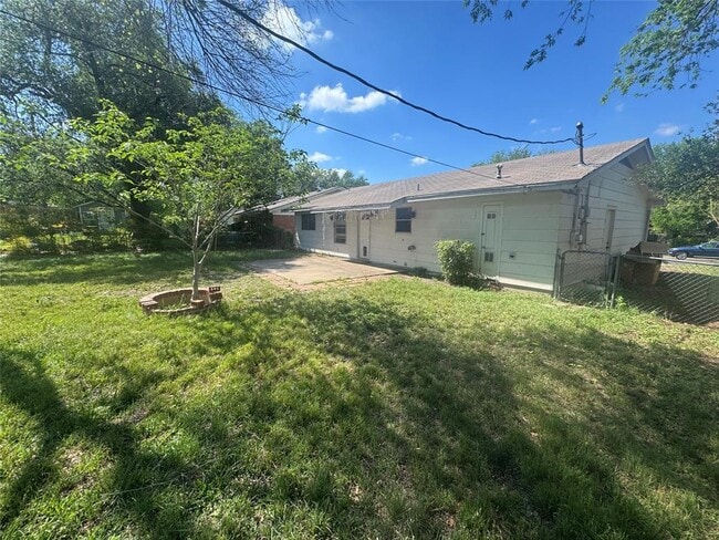 Building Photo - 8209 Easter Cove