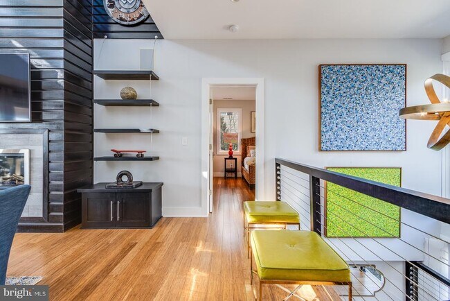 Building Photo - 34903 W Love Dr