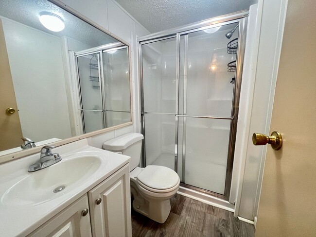 Building Photo - Stop Scrolling! Your New Home is Here!