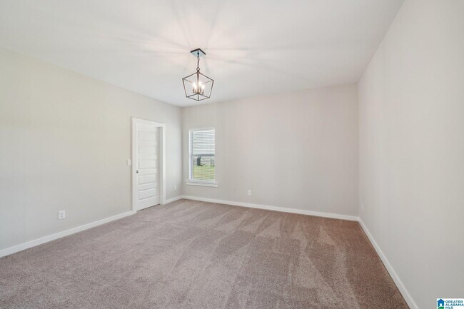Building Photo - 439 Troubadour Ln