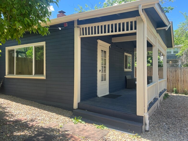 Porch entry on north side. - 920 University Ave