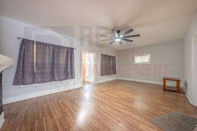 Building Photo - Fully remodeled 4 BR, 1 BA single family home