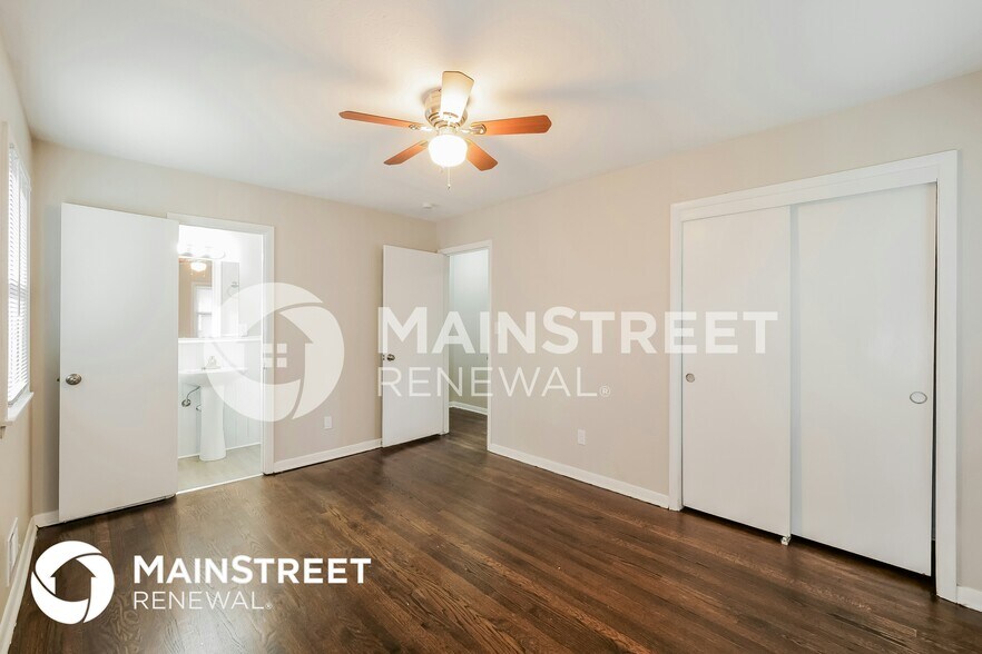 Building Photo - 13113 E 44th Terrace S