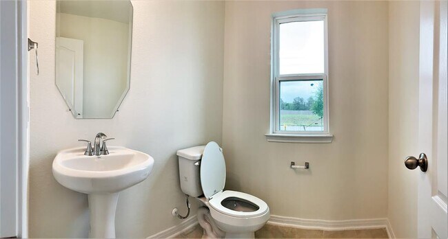 Building Photo - 1215 Painted Bunting Dr