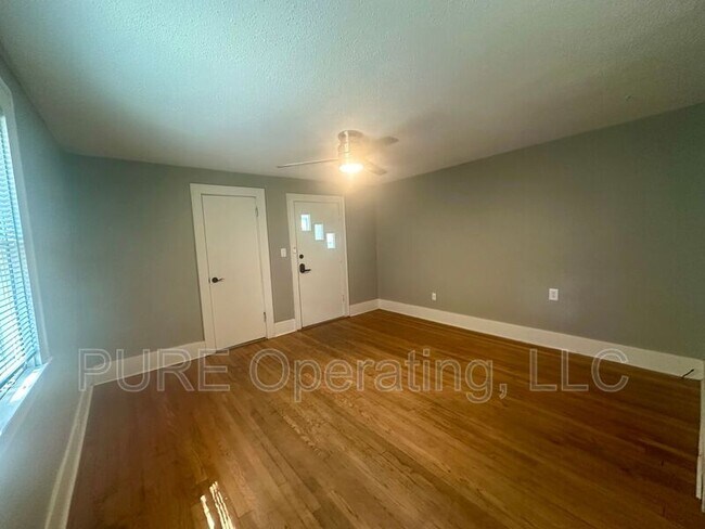 Building Photo - 3929 Patterson St