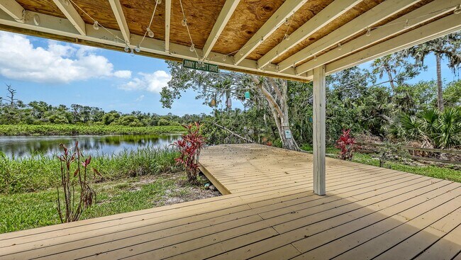 Building Photo - Completely Remodeled Home With Stunning Ri...